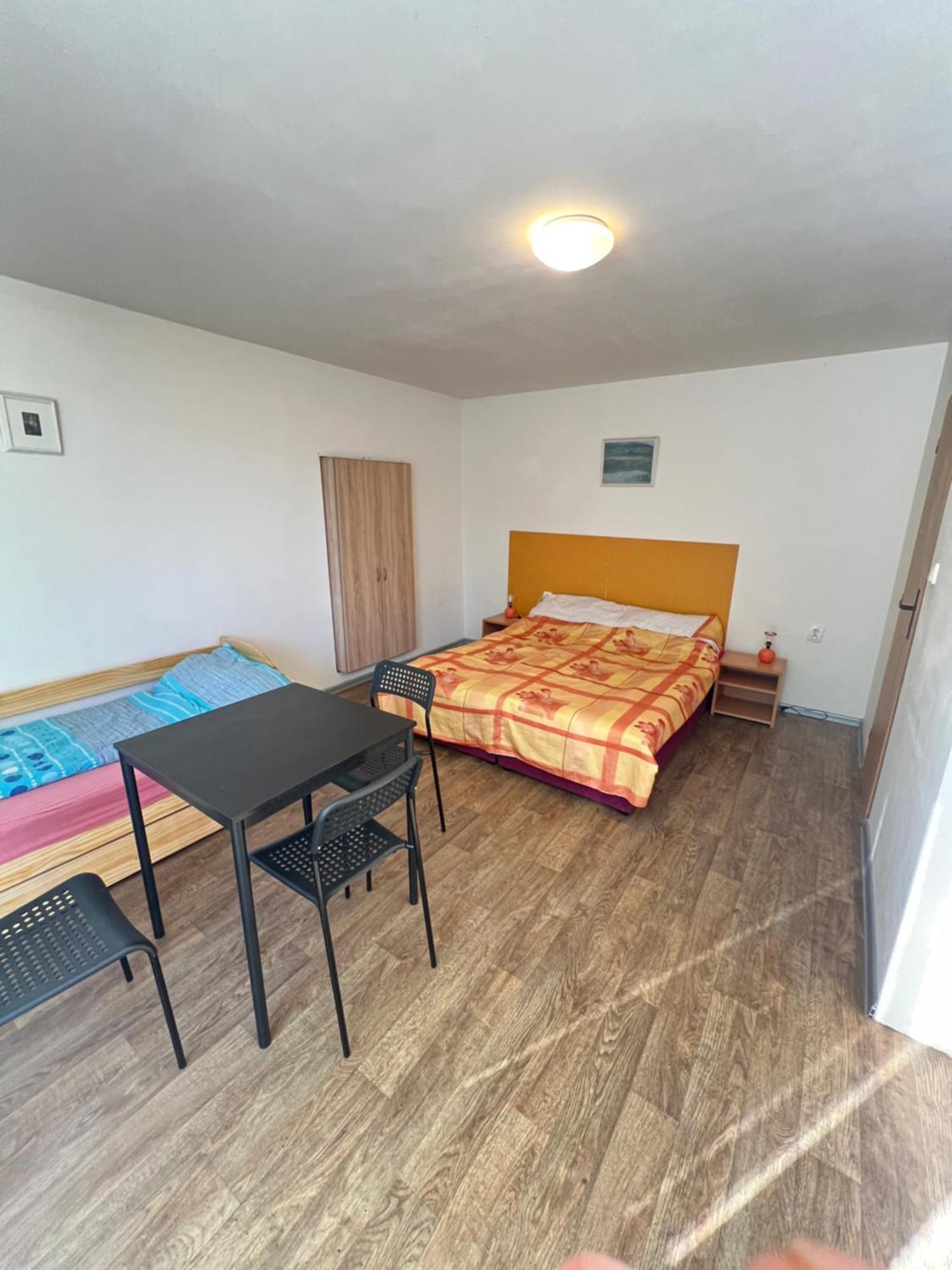 Ubytovani Sykora Apartments Velky Meder Ngoại thất bức ảnh