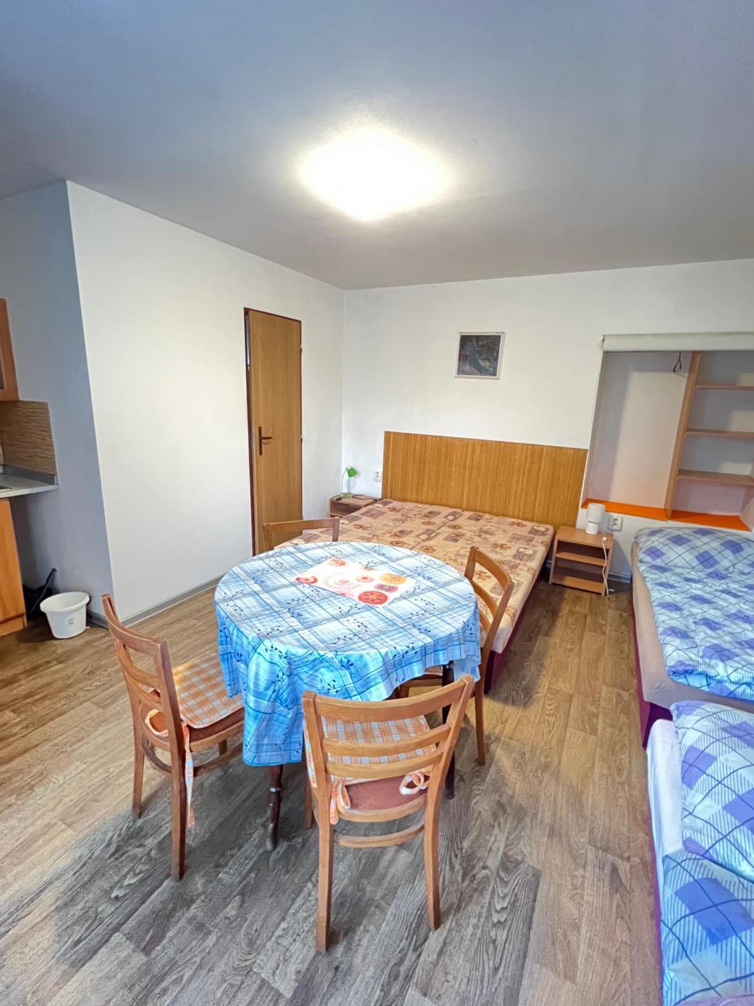 Ubytovani Sykora Apartments Velky Meder Ngoại thất bức ảnh
