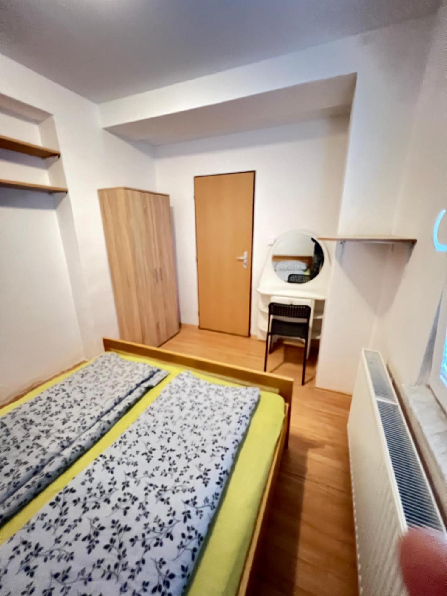 Ubytovani Sykora Apartments Velky Meder Ngoại thất bức ảnh